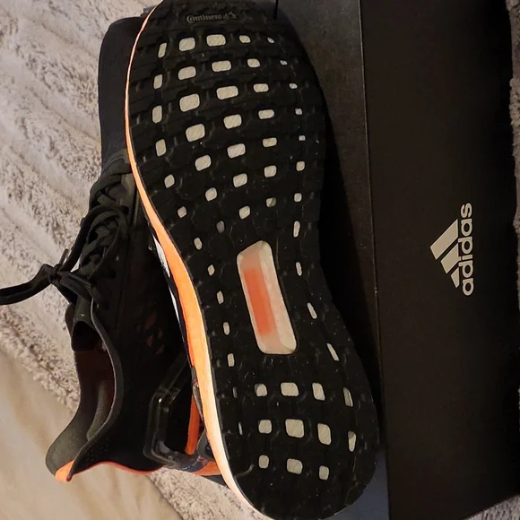 Black/Orange Adidas Ultra Boost Size 10.5 - Picture 4 of 8